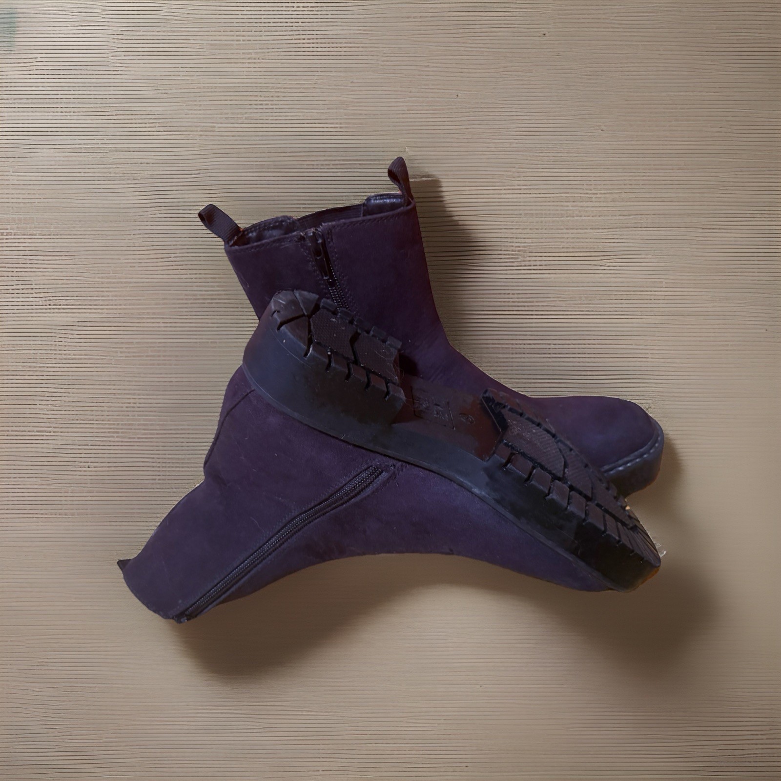 Women’s Purple Chelsea Ankle Boots US 8 EU 39.5 Slip On Elastic Gore WMT43FF001L