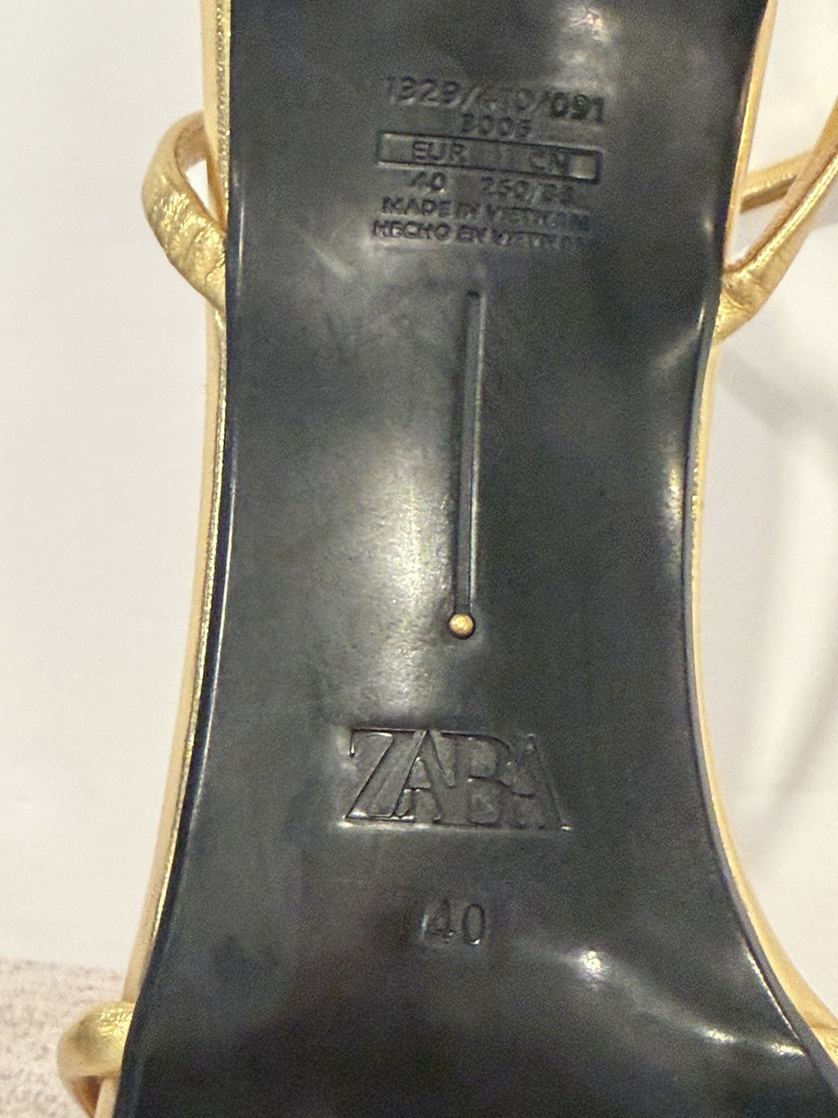 Zara Gold Metallic Heeled Sandals AIRFIT New With Tags Size 40 US 9