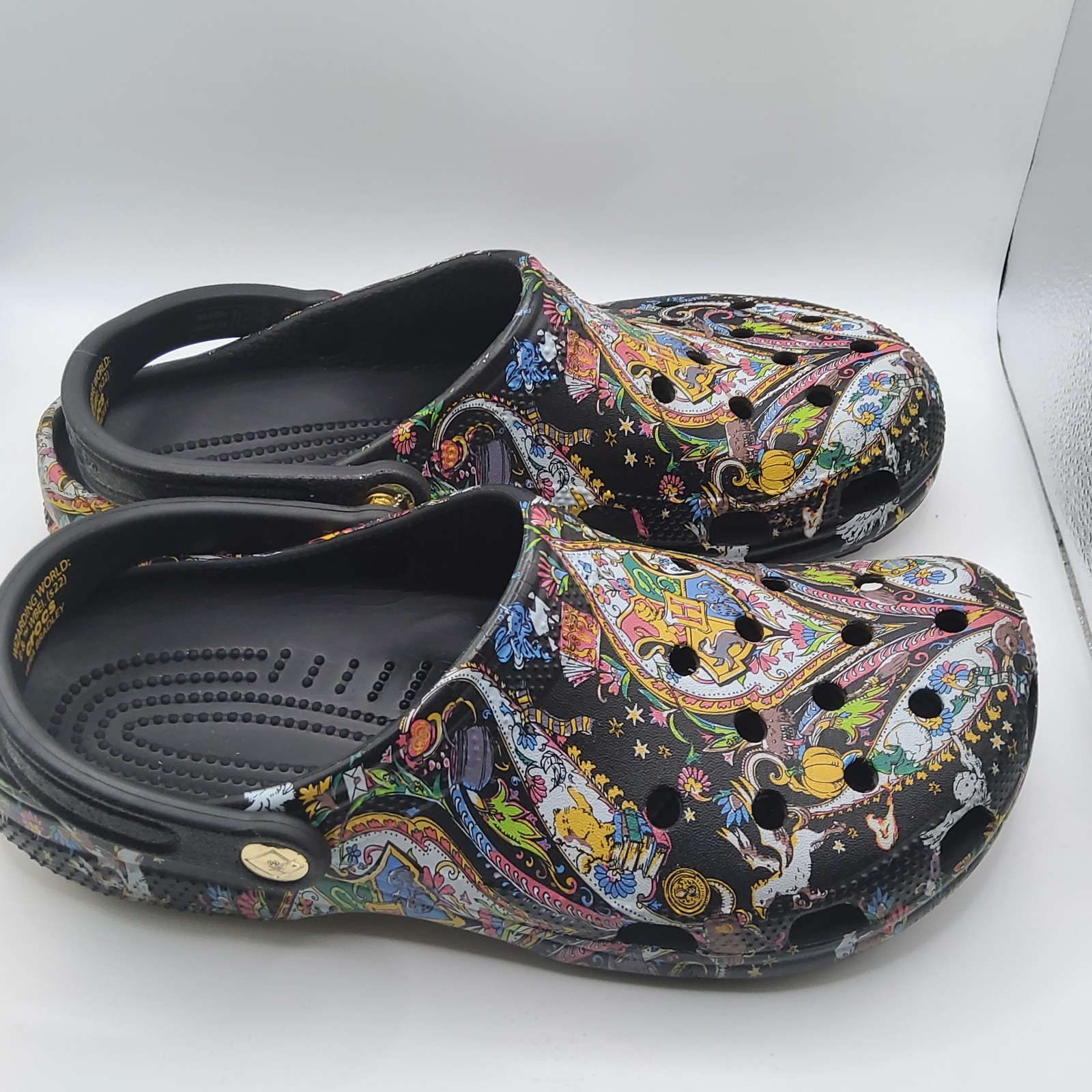Crocs Adult Classic Collab Harry Potter x Vera Bradley Clogs Size 8 Men 10 Women