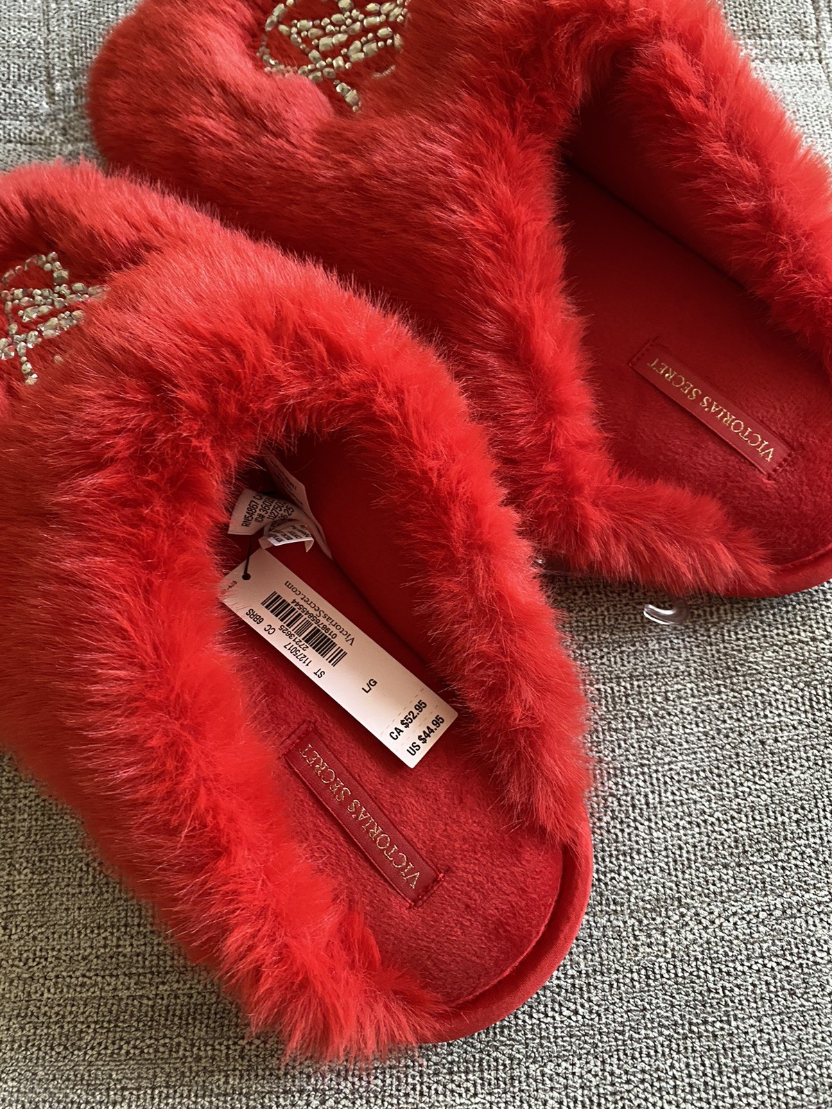 Victoria’s Secret VS Soft Plush Closed Toe Faux Fur Slippers Lipstick Red S M L