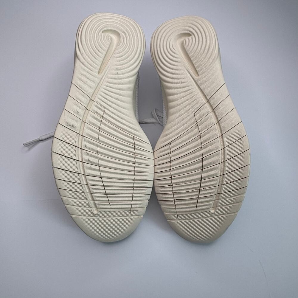 Nike Flex White Metallic Silver Women’s 7.5 Walking Running Shoes