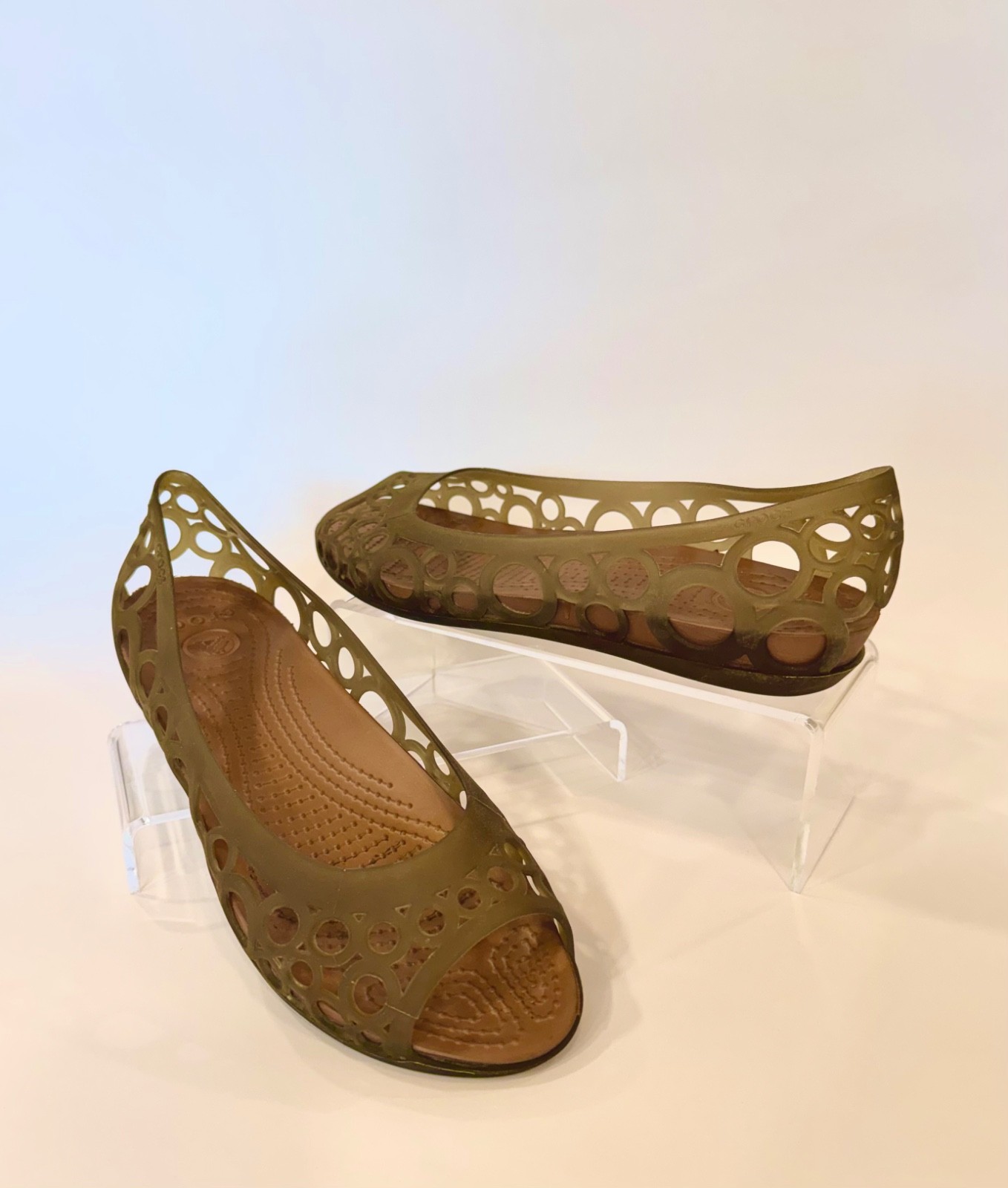 Women’s Size 8 Crocs Ballet Flats, Peep Toe, Circle Cut-outs, Taupe
