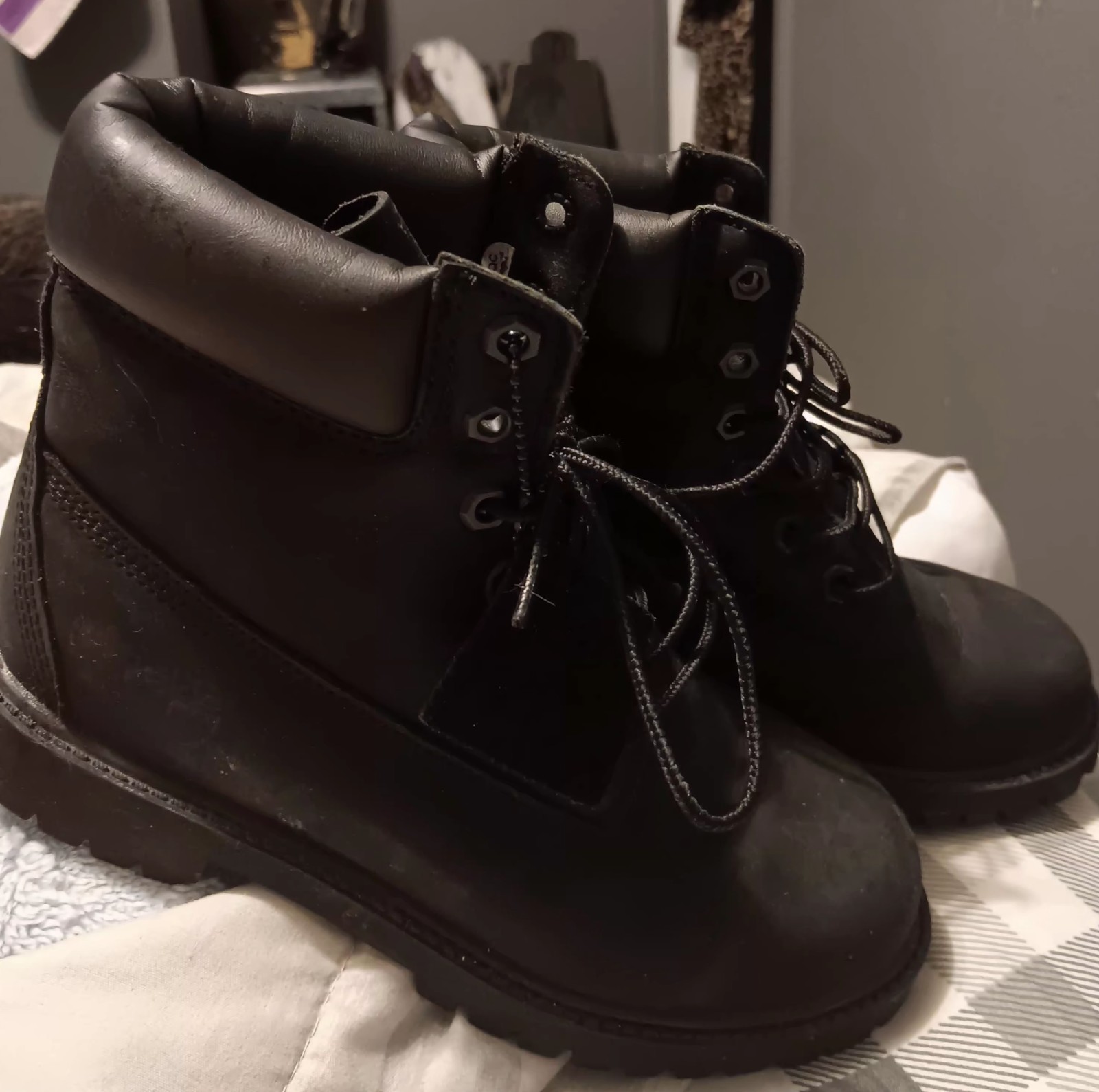Timberland Black Leather Lace-Up Ankle Work Boots Round Toe Rubber Outsole