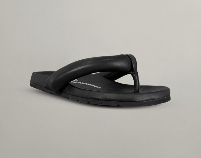 VIBAe Osaka Preto Black Leather Flip Flop Sandal EU Unisex size W6/36-M15/48 NEW