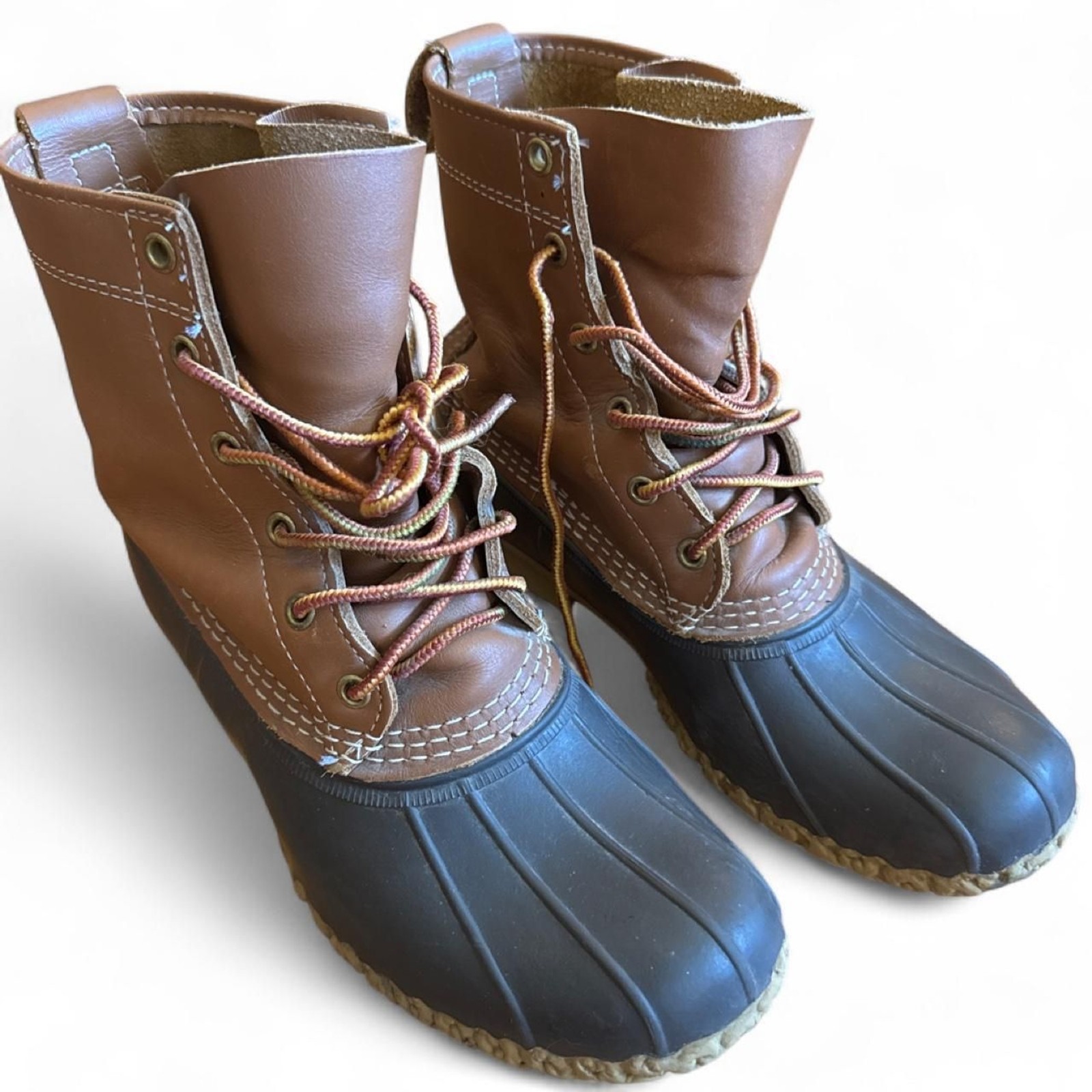 L.L. Bean Women’s Classic Brown 8″ Duck Boots Size 8 / Mens 6