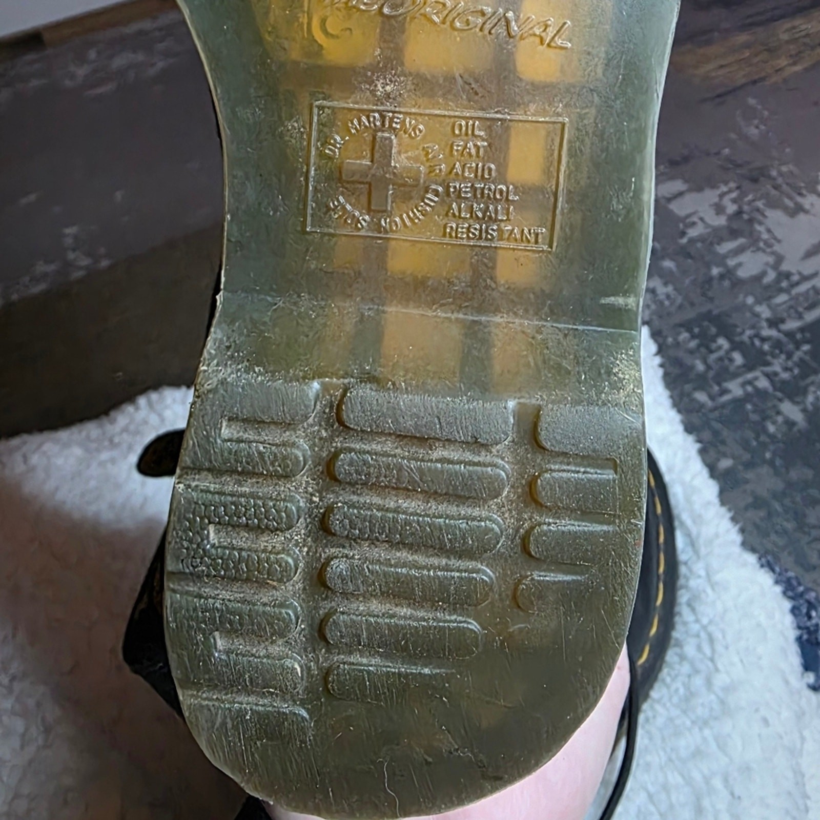 Authentic Dr. Martens 1460 8‑Eye Boots – Black Smooth Leather AirWair Soles 38