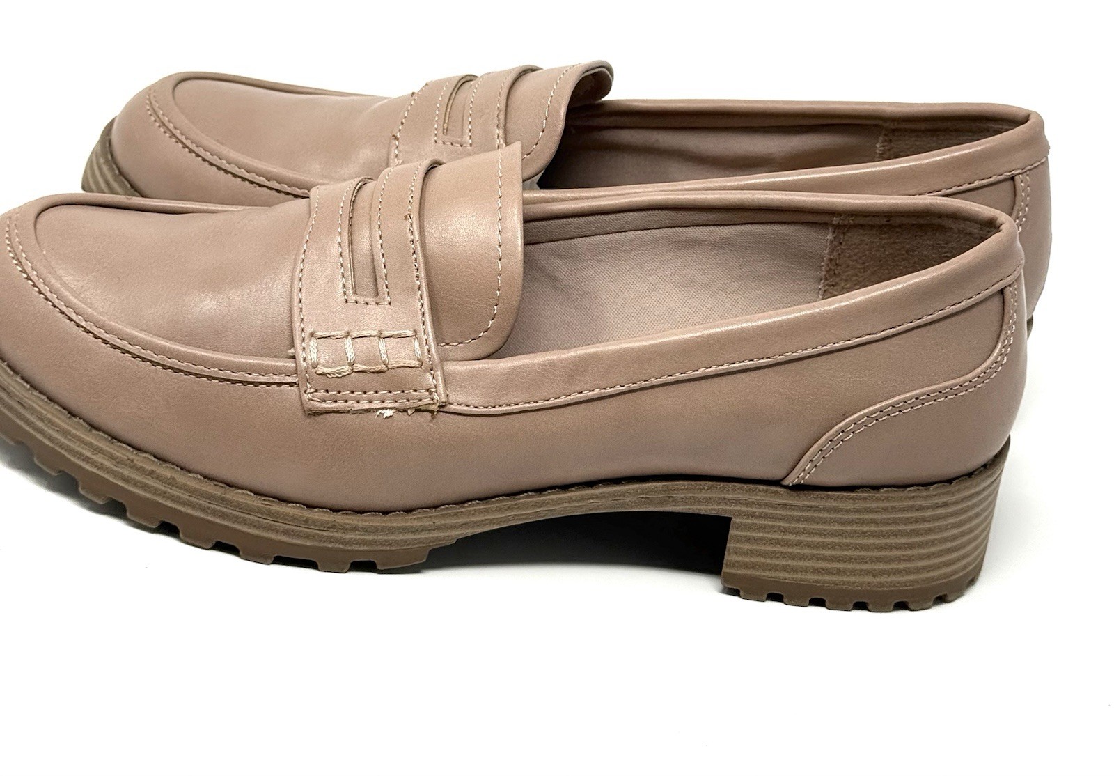Time and Tru Women’s Penny Loafers Blush Pink Lug Sole Memory Foam Size 9