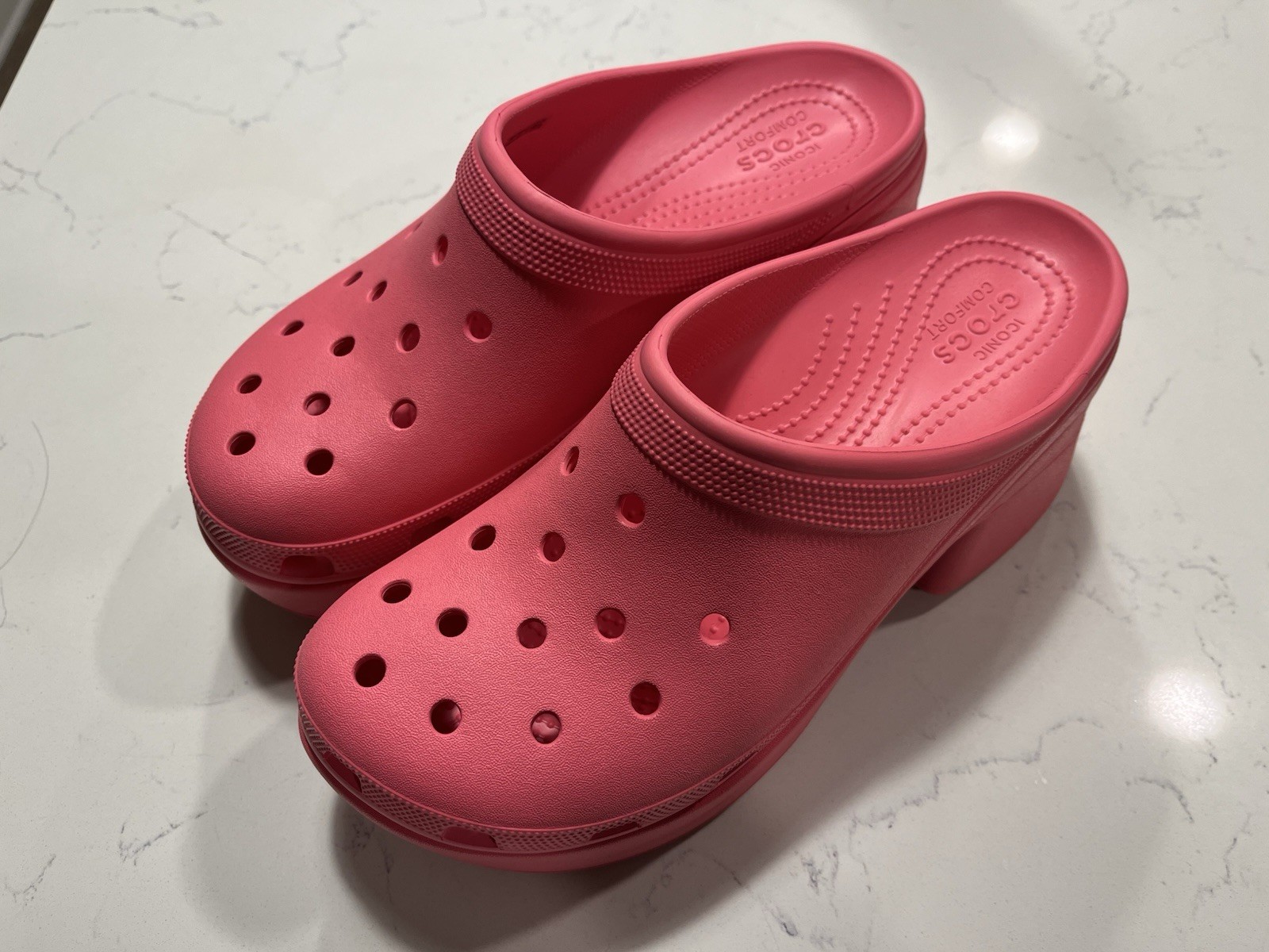 Crocs Women’s Siren High Heel Platform Clog Size 12 Hyper Pink Brand New w/o Tag