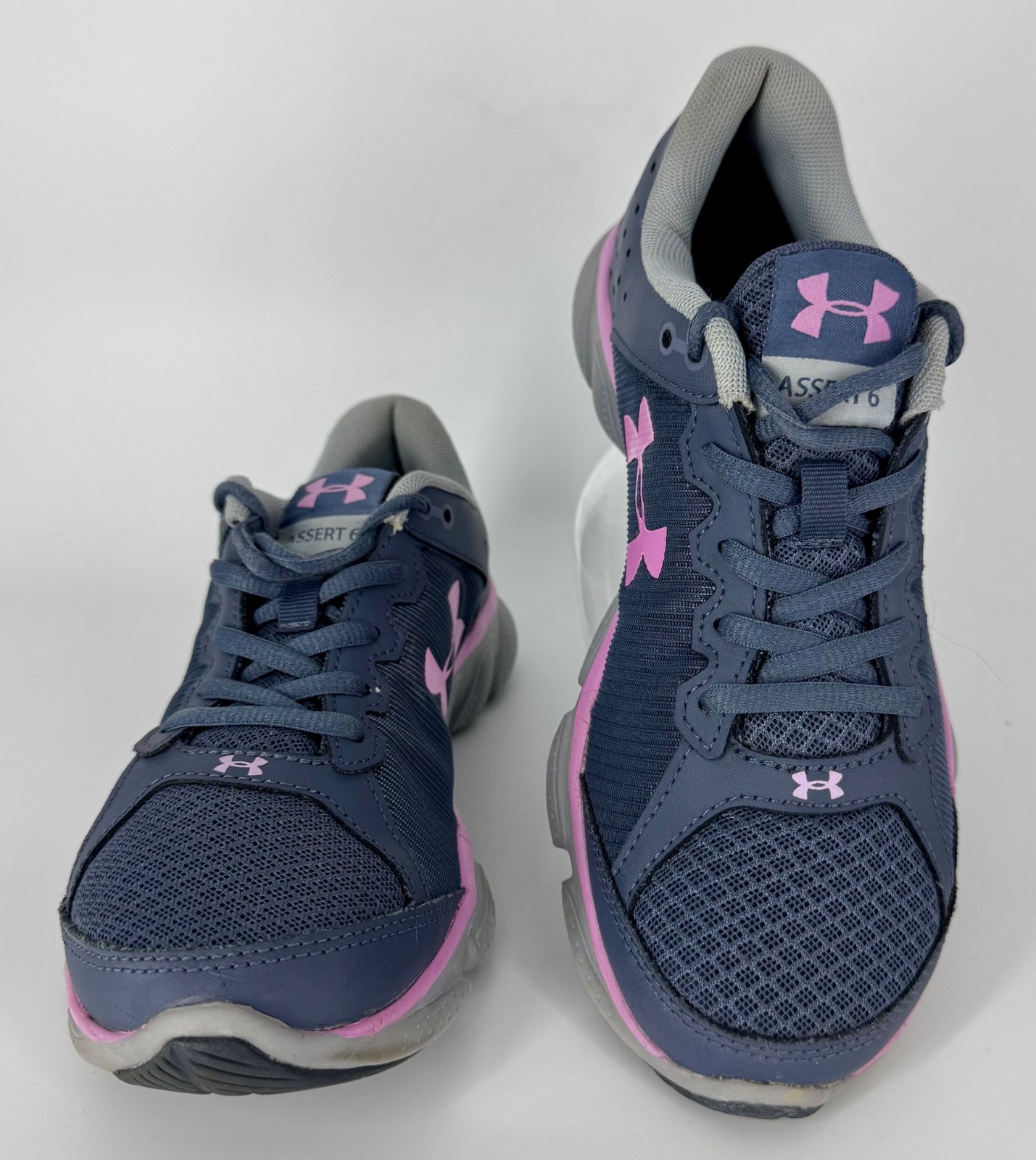 EUC Under Armour Micro G Assert Six Gray Navy Lavender Running Shoes Womens Sz 7