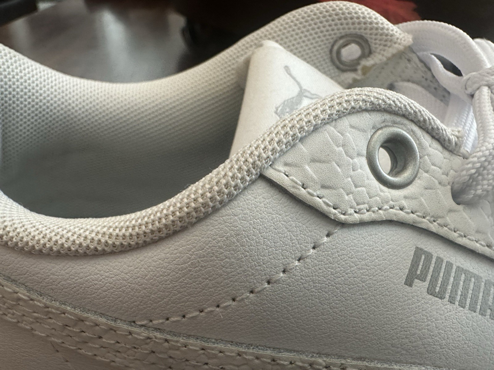 Puma Smash Platform V2 Triple White 381447-01 Women’s 9 US 6.5 UK 40 EU Worn 1X!