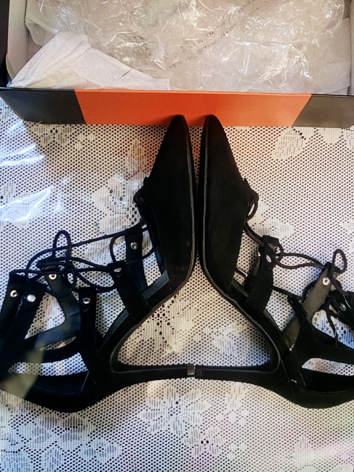 G by GUESS Black Lace-Up Pointed Toe Strappy Stiletto Heels 7.5 M