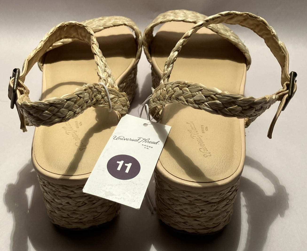 NWT Universal Thread Aurora Womens 11 Tan Straw Platform Cushion Insole Sandals
