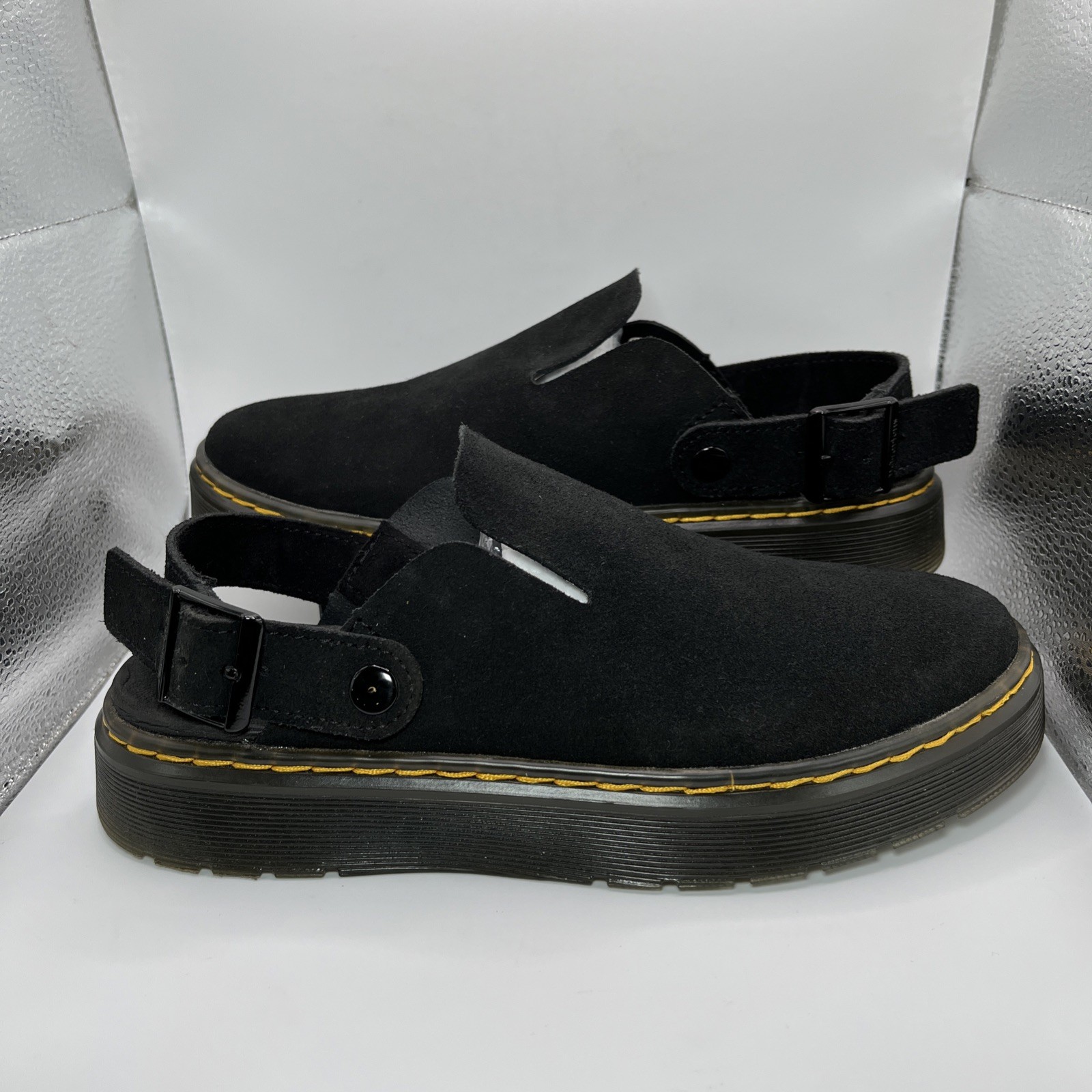 Dr. Martens Carlson Suede Mules Womens 7 Mens 6 Black Slingback Clogs EUC