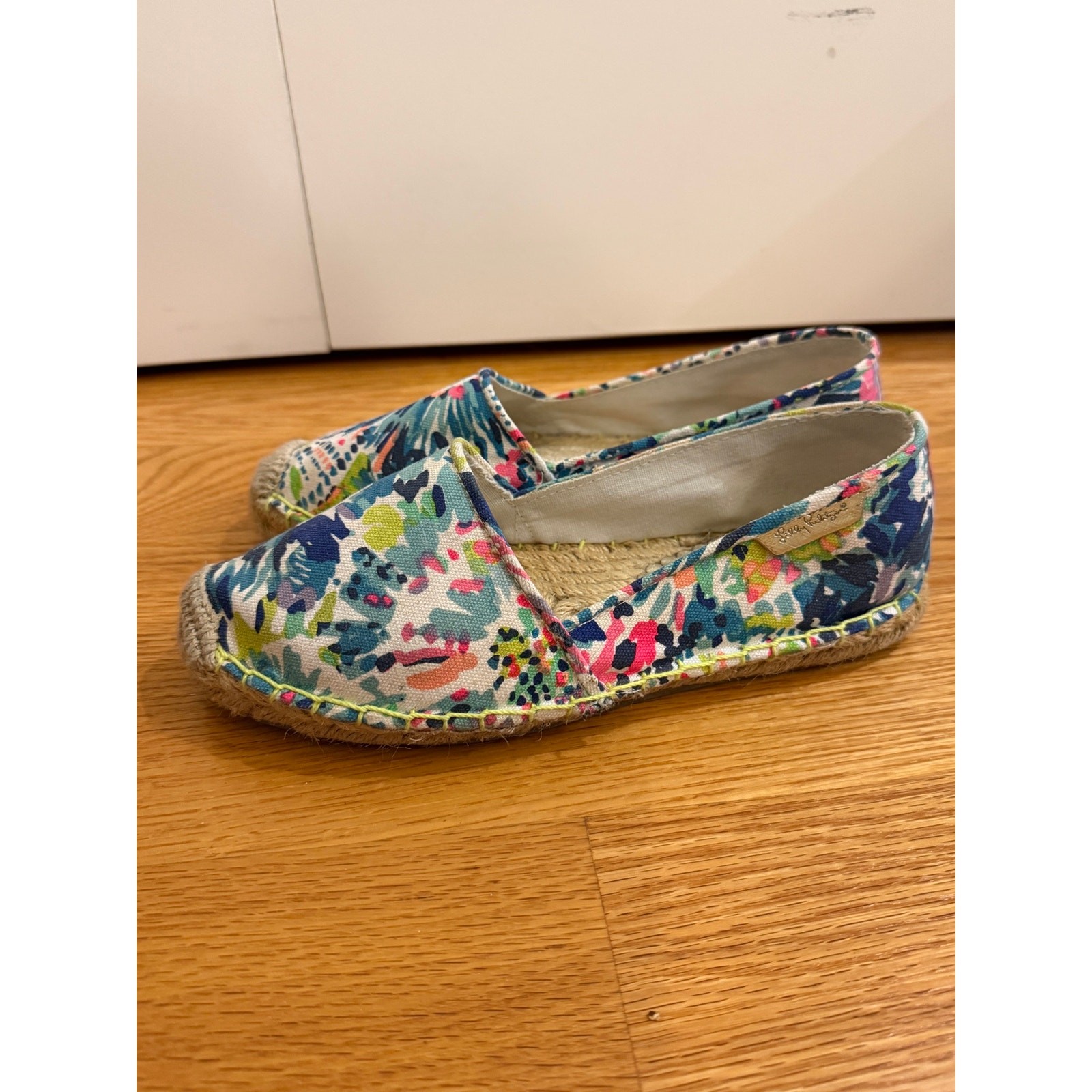 Lilly Pulitzer Lia Espadrille Flat-Dive In-Canvas Sz 7 Slip On Comfort Shoes