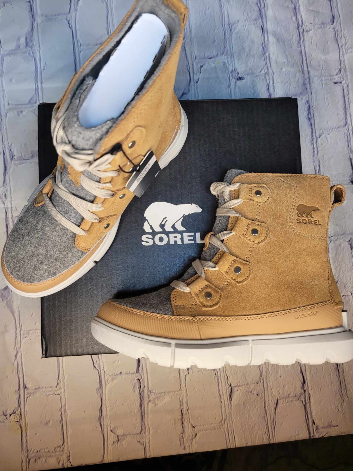 Sorel Explorer Next Joan WP Tawny Buff, Moonstone Women’s 6.5