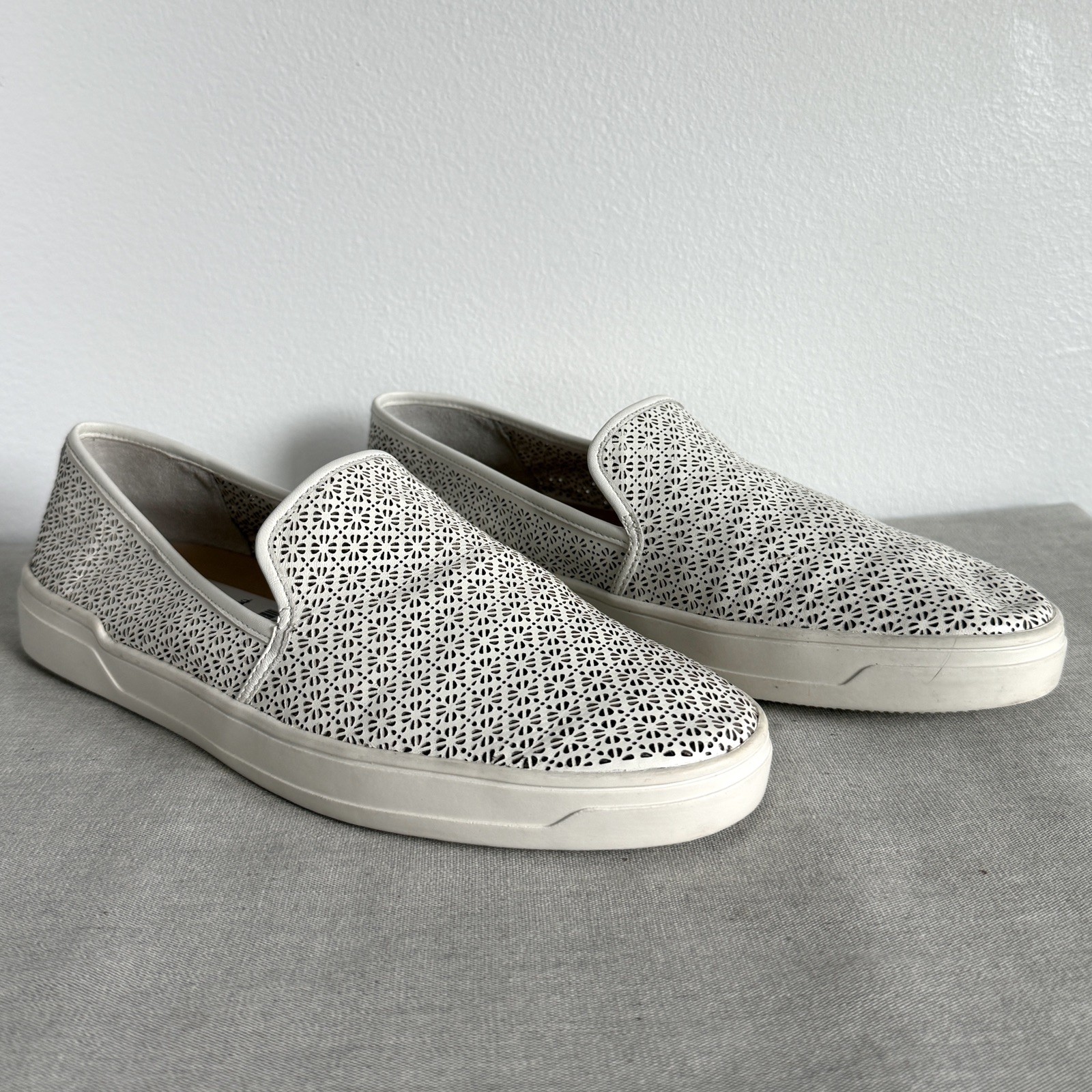 Via Spiga Gianna White Perforated Slip On Sneakers Sz 40 US 9
