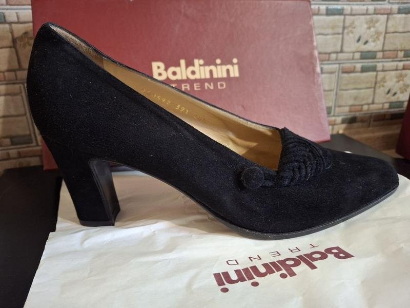 Women Baldinini heels black suede 39.5 #5GFW
