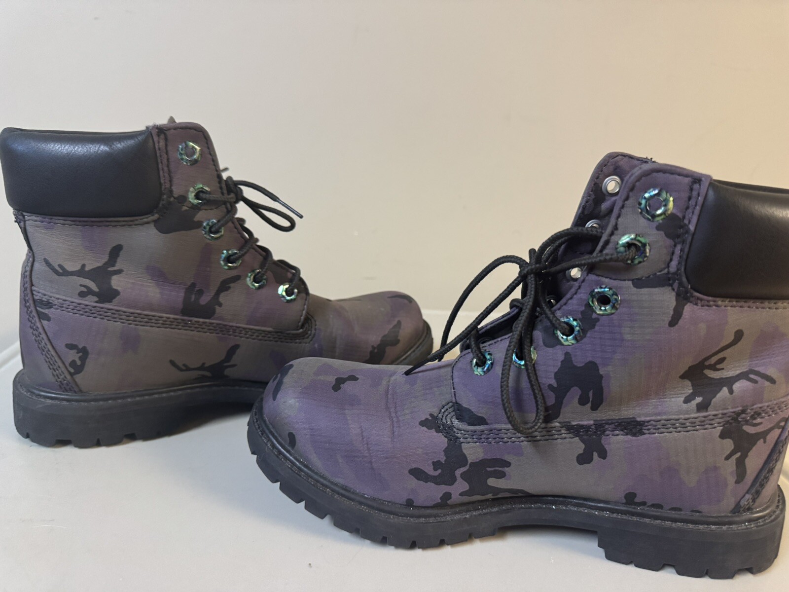 Timberland A25E3 A3940 Women US Size 7.5 Purple Camo Boots 6″ Premium Fabric