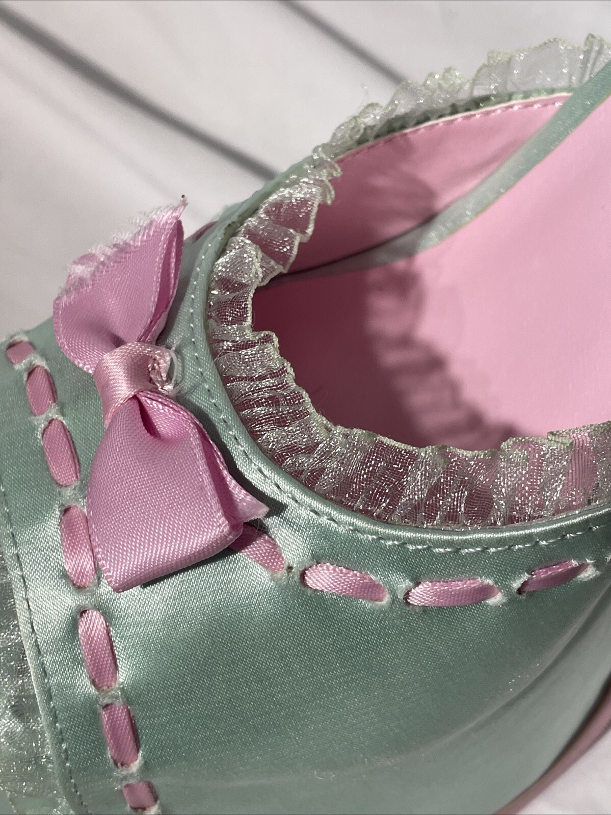 NEW! Sugar Thrillz Dolls Kill Mint Green And Pink Satin Platform Heels Size 5M