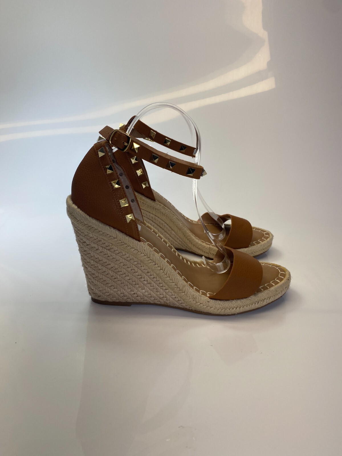 Steven New York Women’s Peni Studded Wedge Sandal – Cognac Sz 11