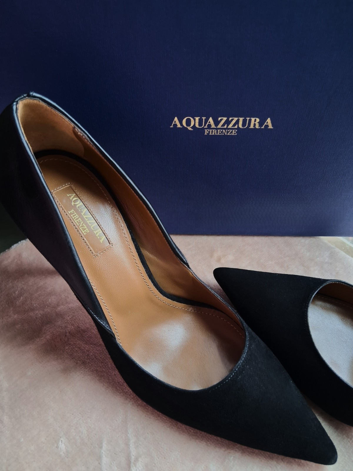 Pure Elegance: AQUAZZURA ELLE 110 Sexy Tuxedo Stiletto Pumo 39.5 US 8.5