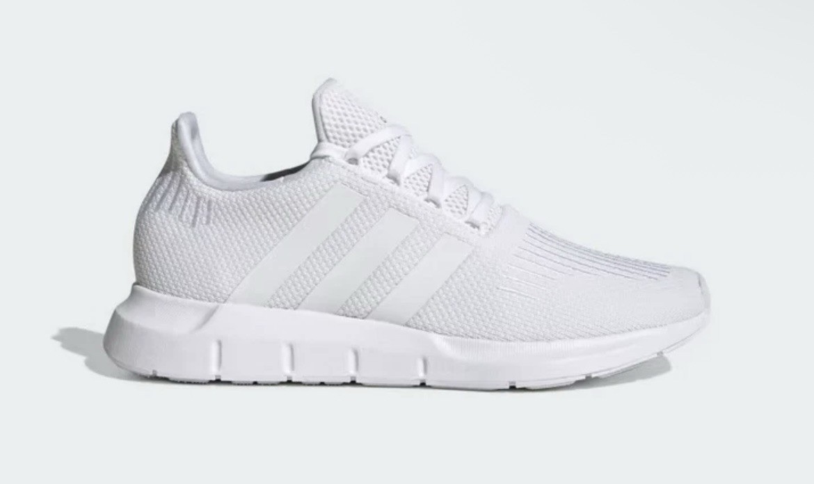Adidas Swift Run 1.0 Women’s Casual Running Shoes Sneakers IE7480 White NEW