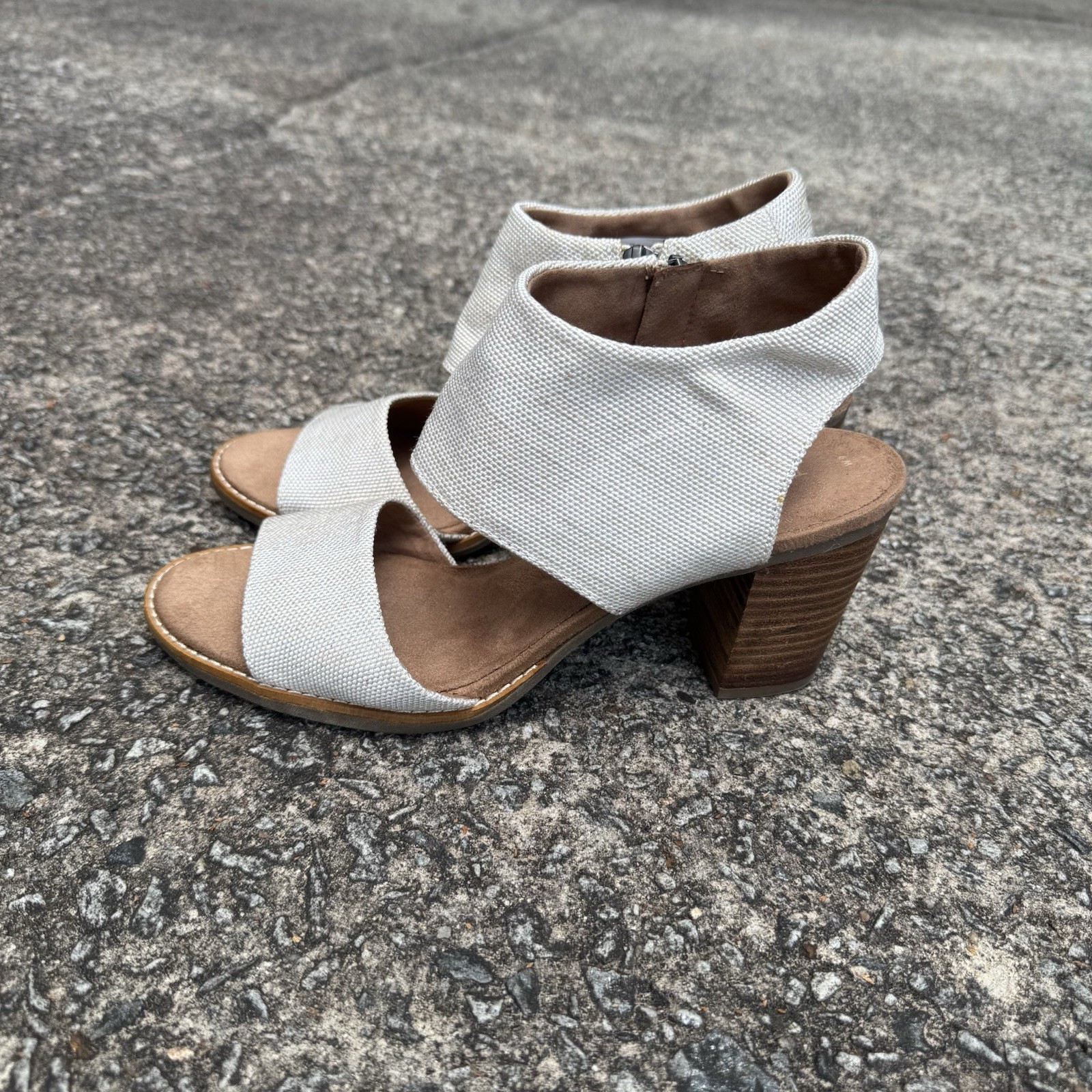 Toms Majorca Cutout Sandal Women’s 9 Cream Beige Tan Woven Block Heel Shoe