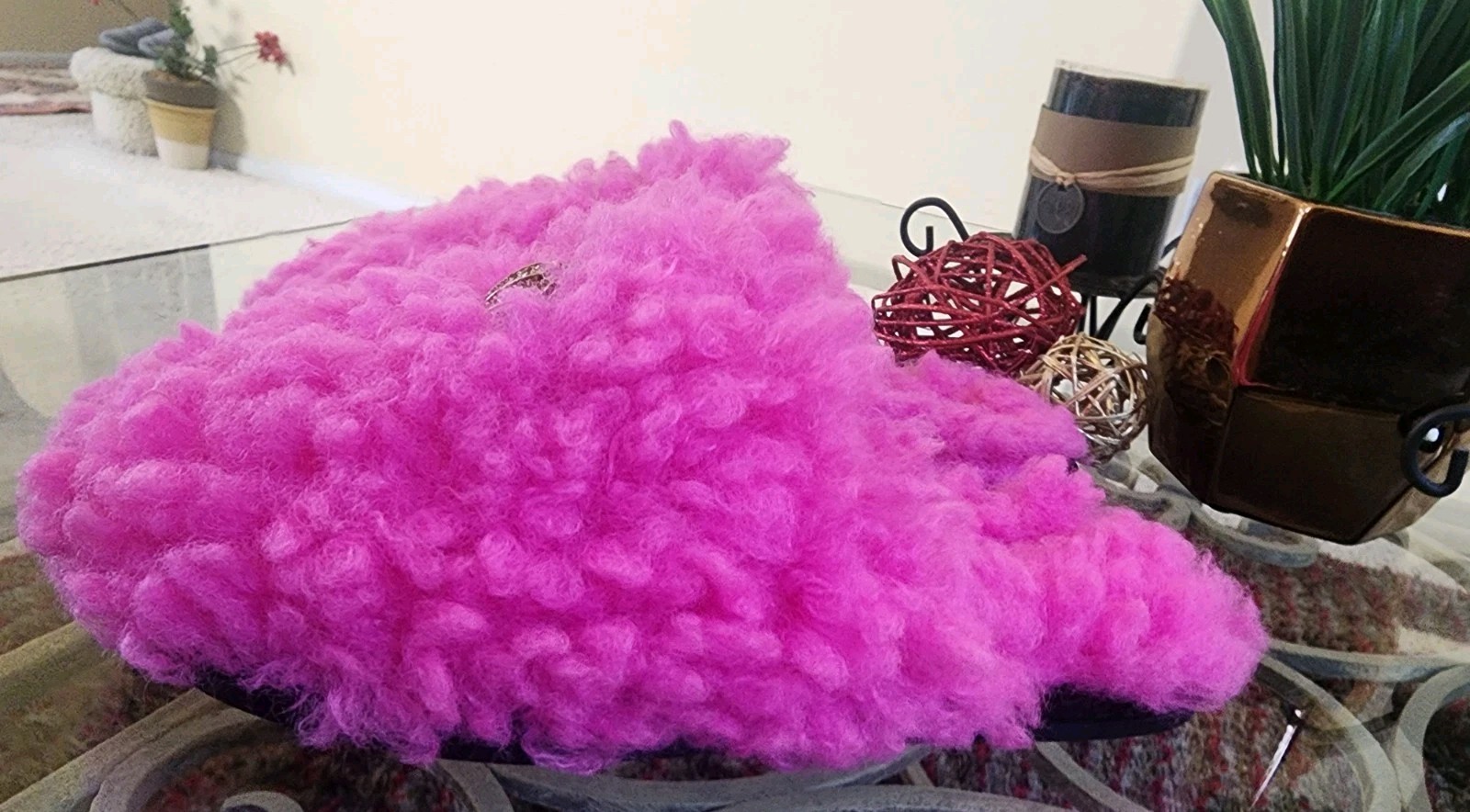 Kurt Geiger London Kensington Faux Shearling Slippers Pink Fuchsia Women’s 8 NWT