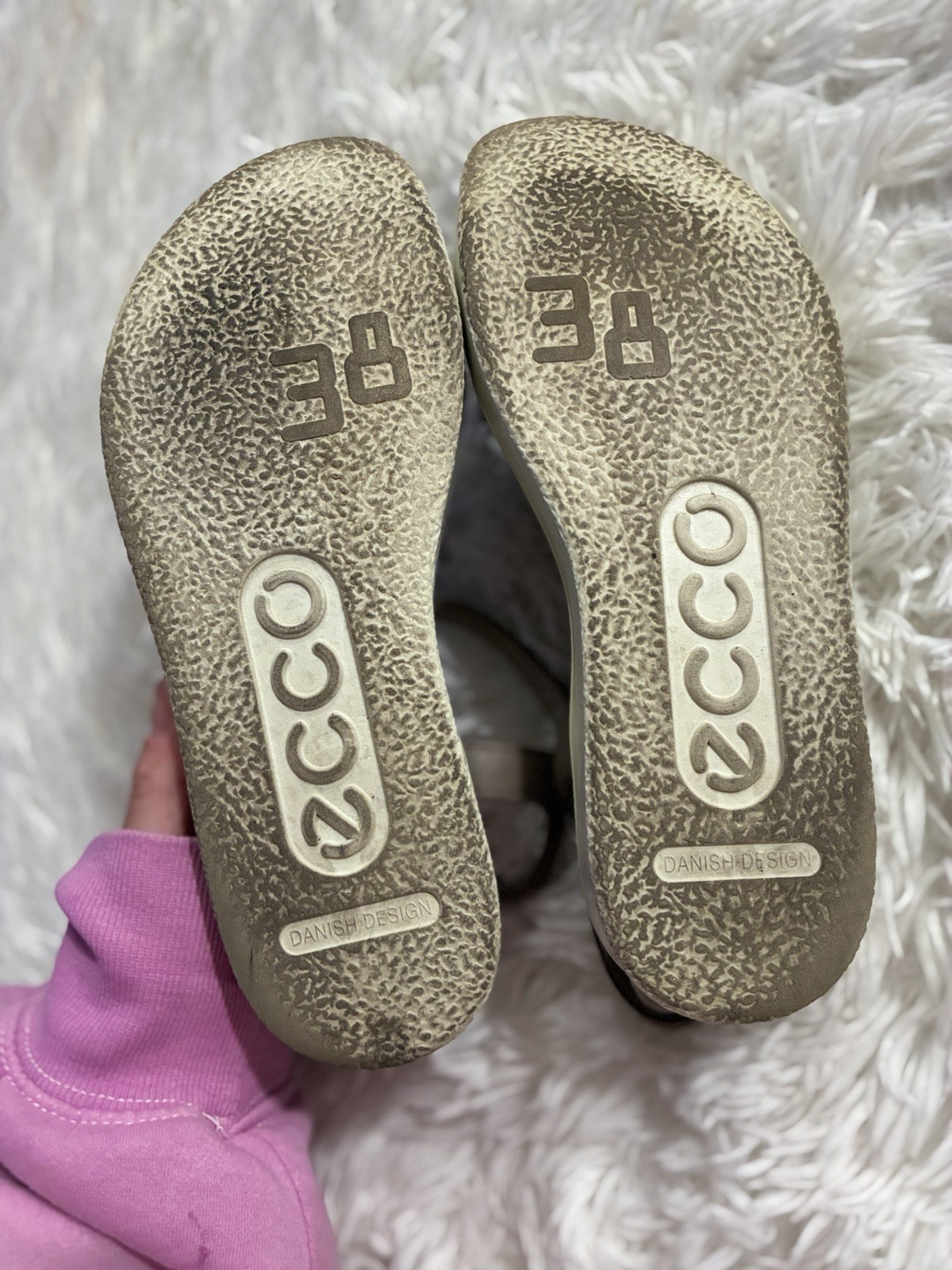 ECCO Comfort Leather Yuma Ankle Cross Strap Strappy Sandal Gray Taupe 38 7 7.5