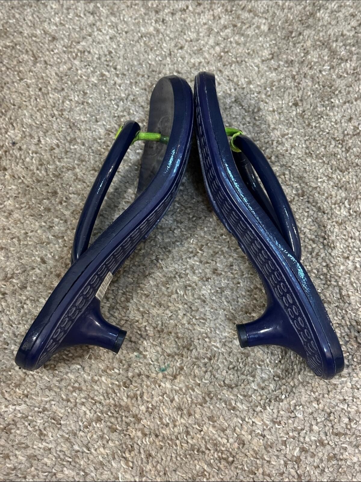 Y2K Extra-Fine Sugar Navy Blue Floatie Kitten Heel Thong Flip Flop Sandal Size 9