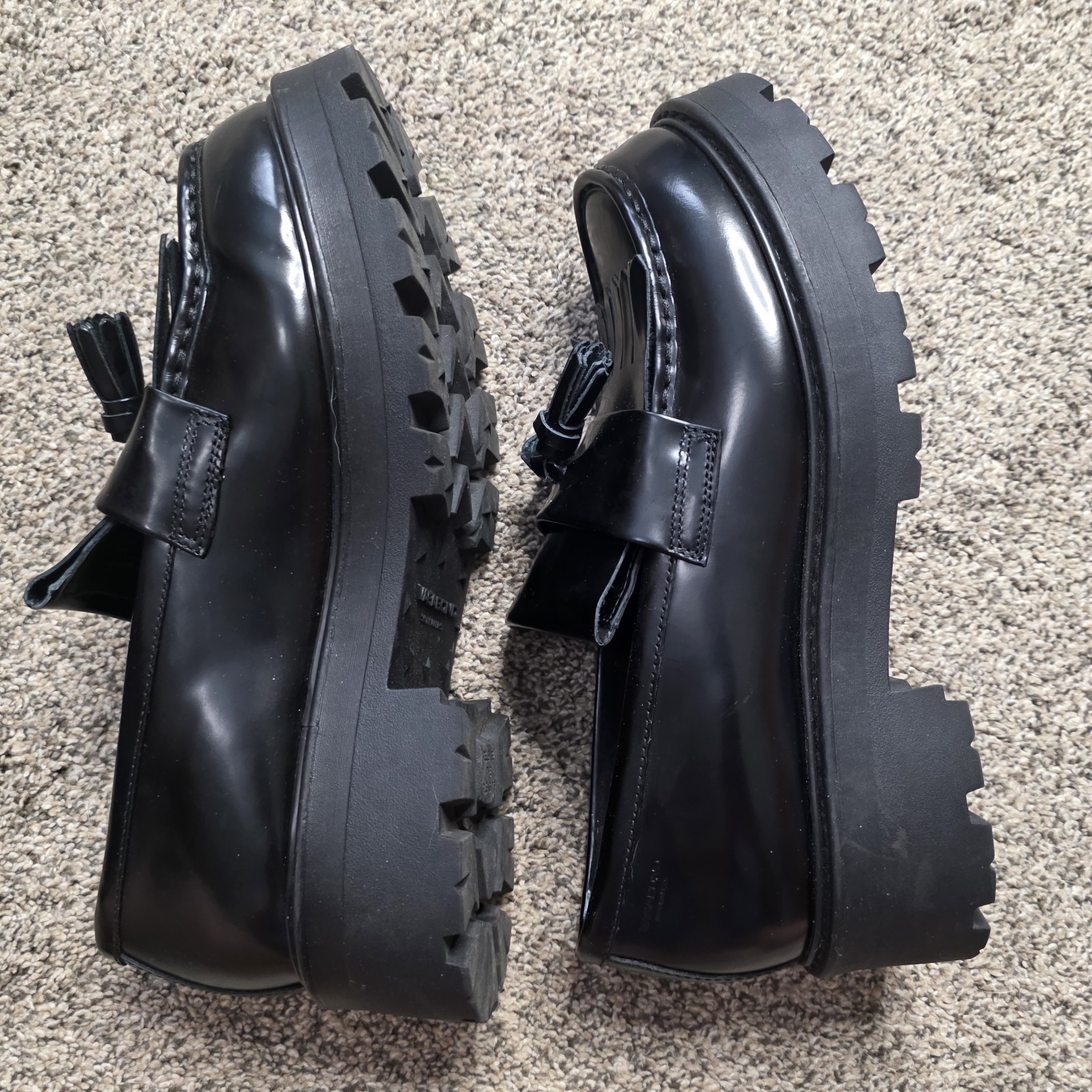 Vagabond Shoemakers Tassel Platform Loafers Size 10 Black Leather Chunky Retro