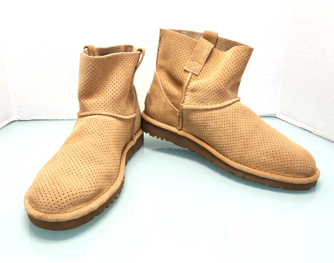UGG classic unlined perforated mini tan suede ankle boots New Sz 7