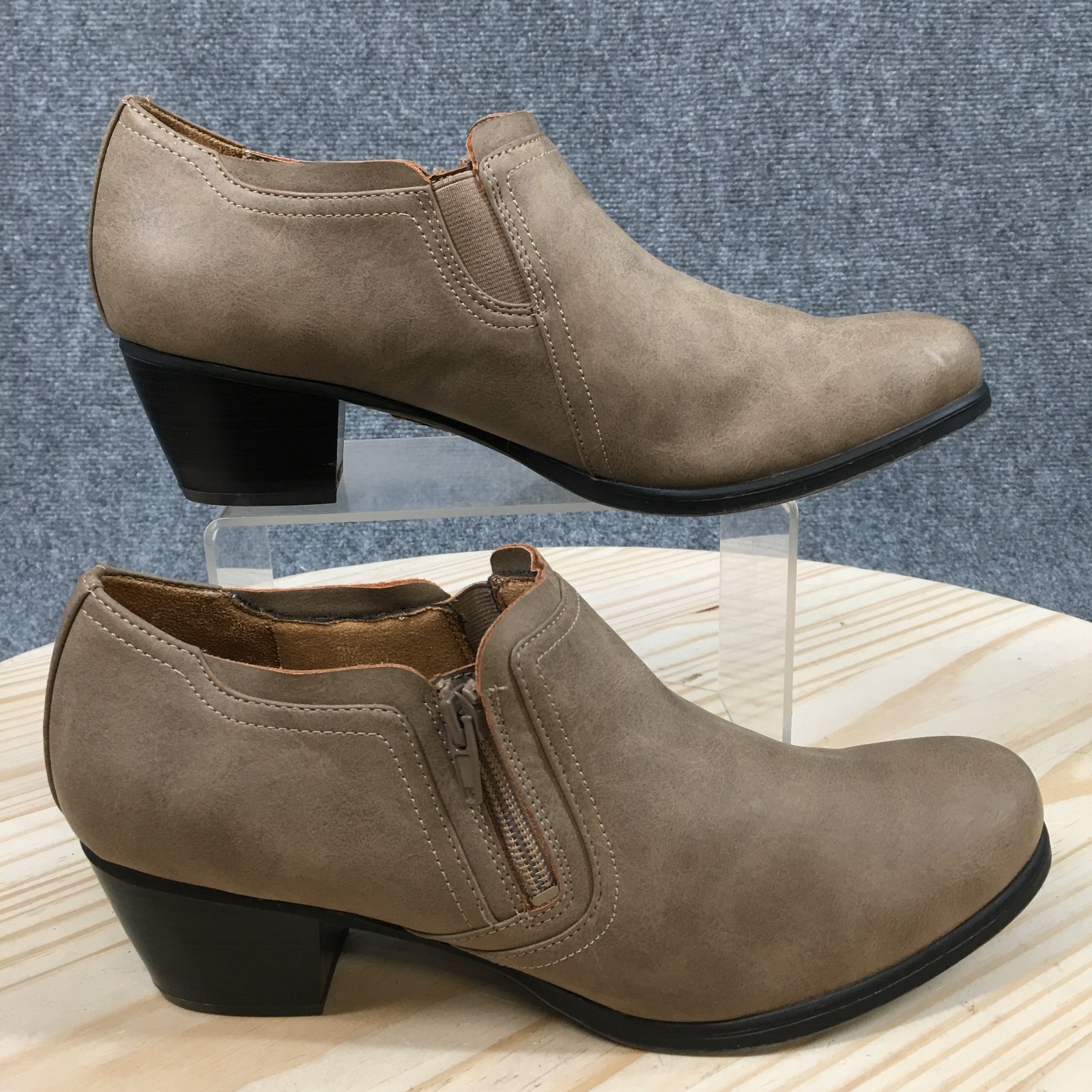 Natural Soul Boots Womens 10M Ankle Bootie Side Zip Block Heels Leather Brown