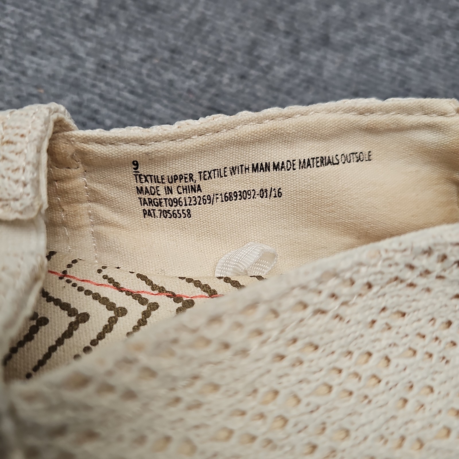 Mad Love Womens Slip On Flats Size 9 Cream Chevron Woven Canvas Loafers Casual