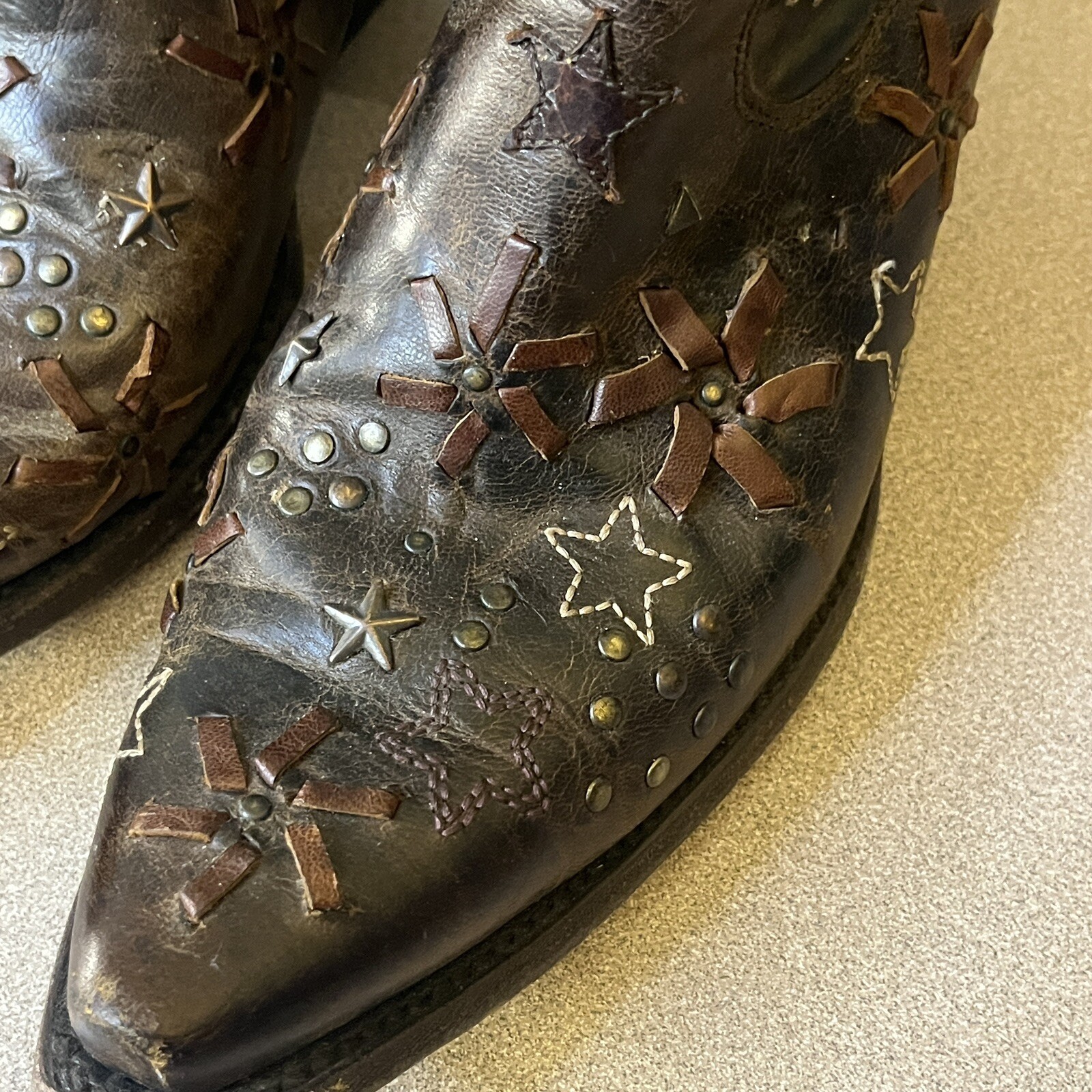 Ariat Starla Western Boot ATS Technology Premium Leather Star Embroidery & Studs
