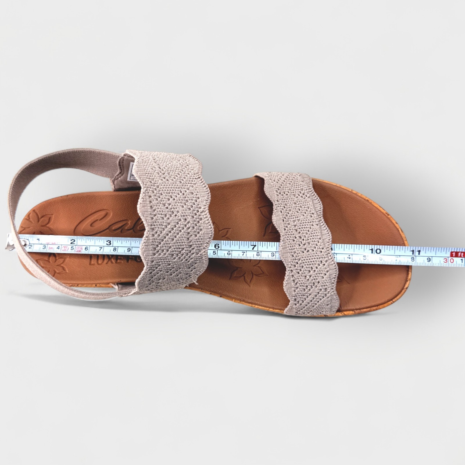 Skechers Beverlee Timeless Touch Wedge Sandal Women 11 Taupe Luxe Foam NWT