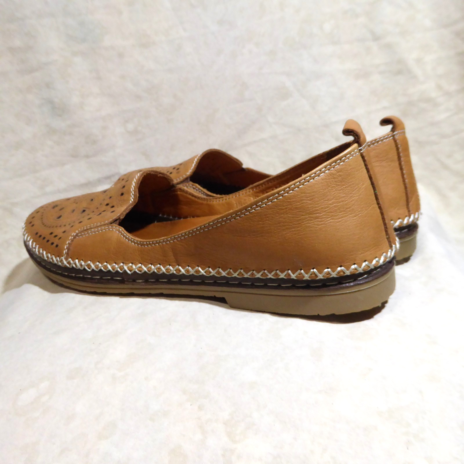 🩰 Spring Step Ingrid Loafer Flats sz 10 M (41) Laser Cut Whiskey Brown Leather