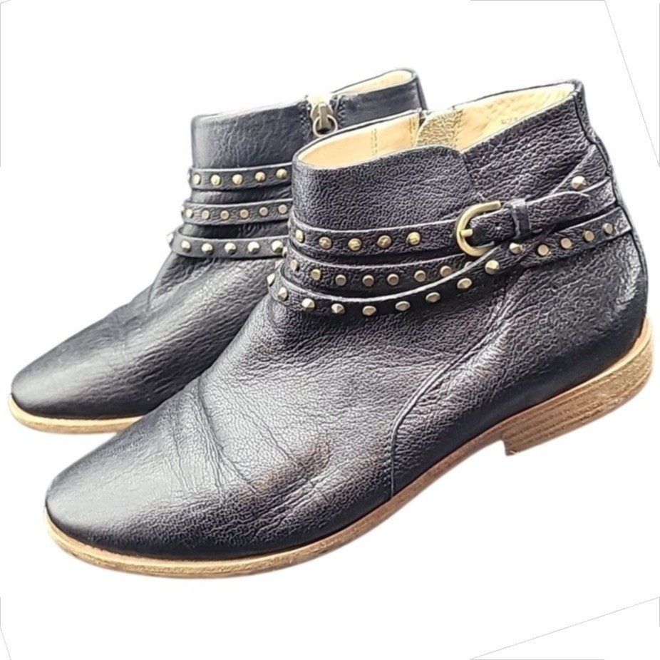 GEOX Respira Women’s 8.5 Black Leather Ankle Boots Studded Zipper