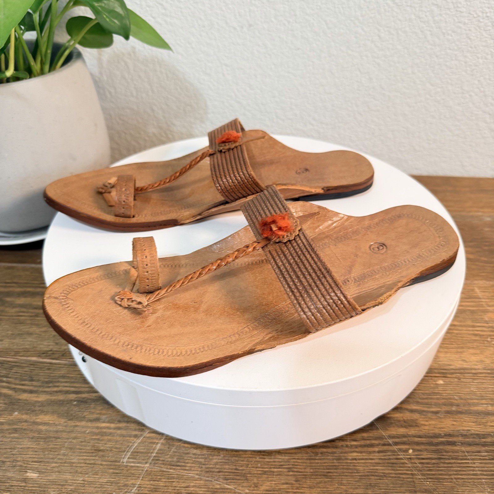 100% Leather Kolapuri Classy Unisex Sandals Sz:8 Hand Made/Stitched In Pakistan