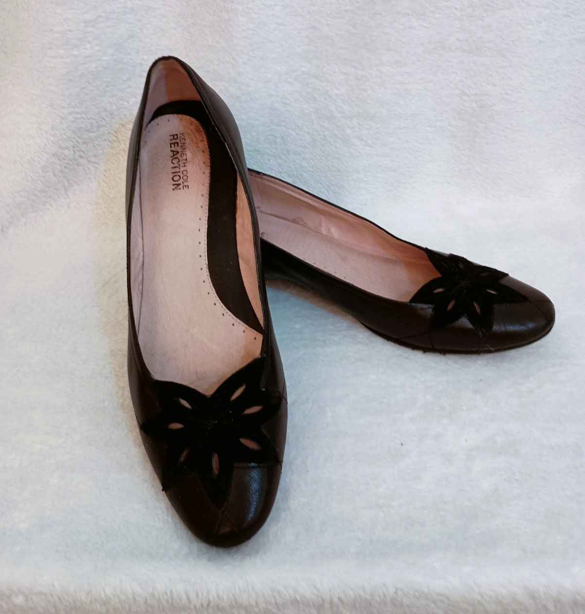 Kenneth Cole Reaction Star Baro Slip-On Hidden Heel Flats 10M Black w/ Suede