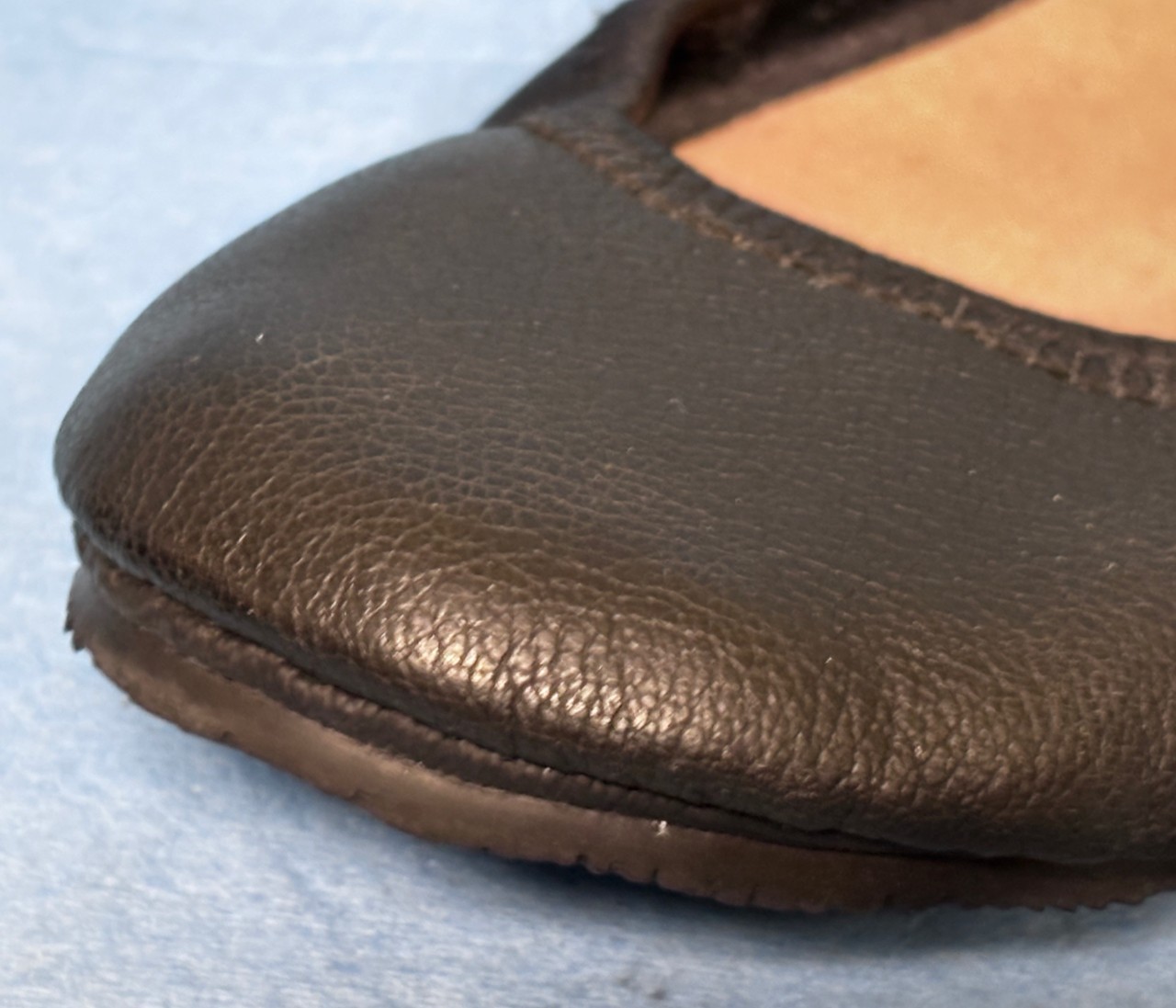 Softstar Black Leather Ballerina Flats – Hand made – Size 6