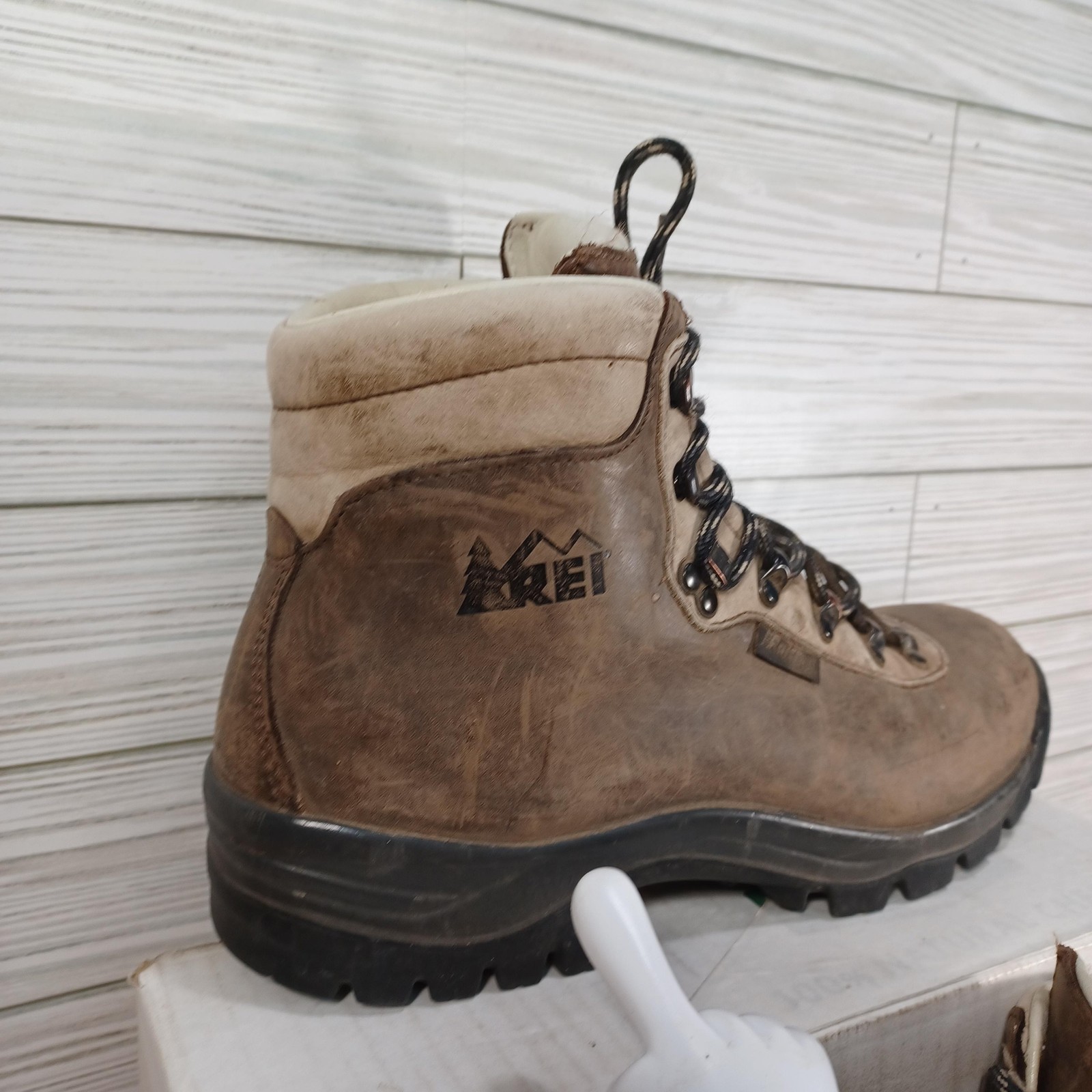 Vintage Raichle REI Boots Womens 9.5 M Distressed Mountaineering Made Hungary