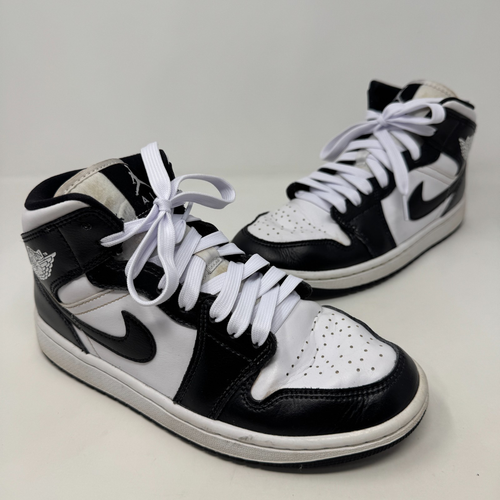 Nike Air Jordan 1 Mid Panda Black White DV0991101 Women’s Size 7.5