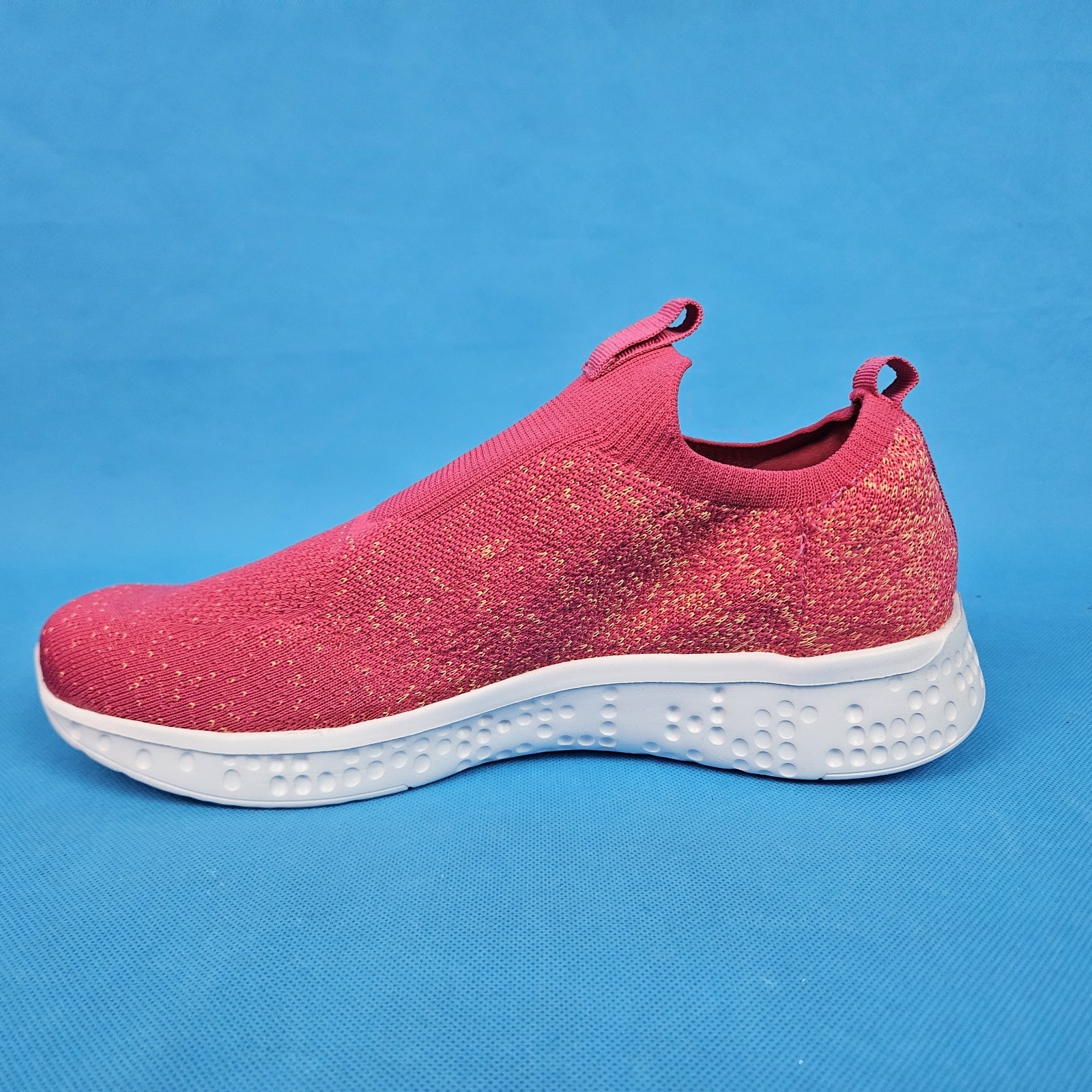 Avia Women’s Pink Slip-On Memory Foam Sneaker Lightweight Knit Pick size