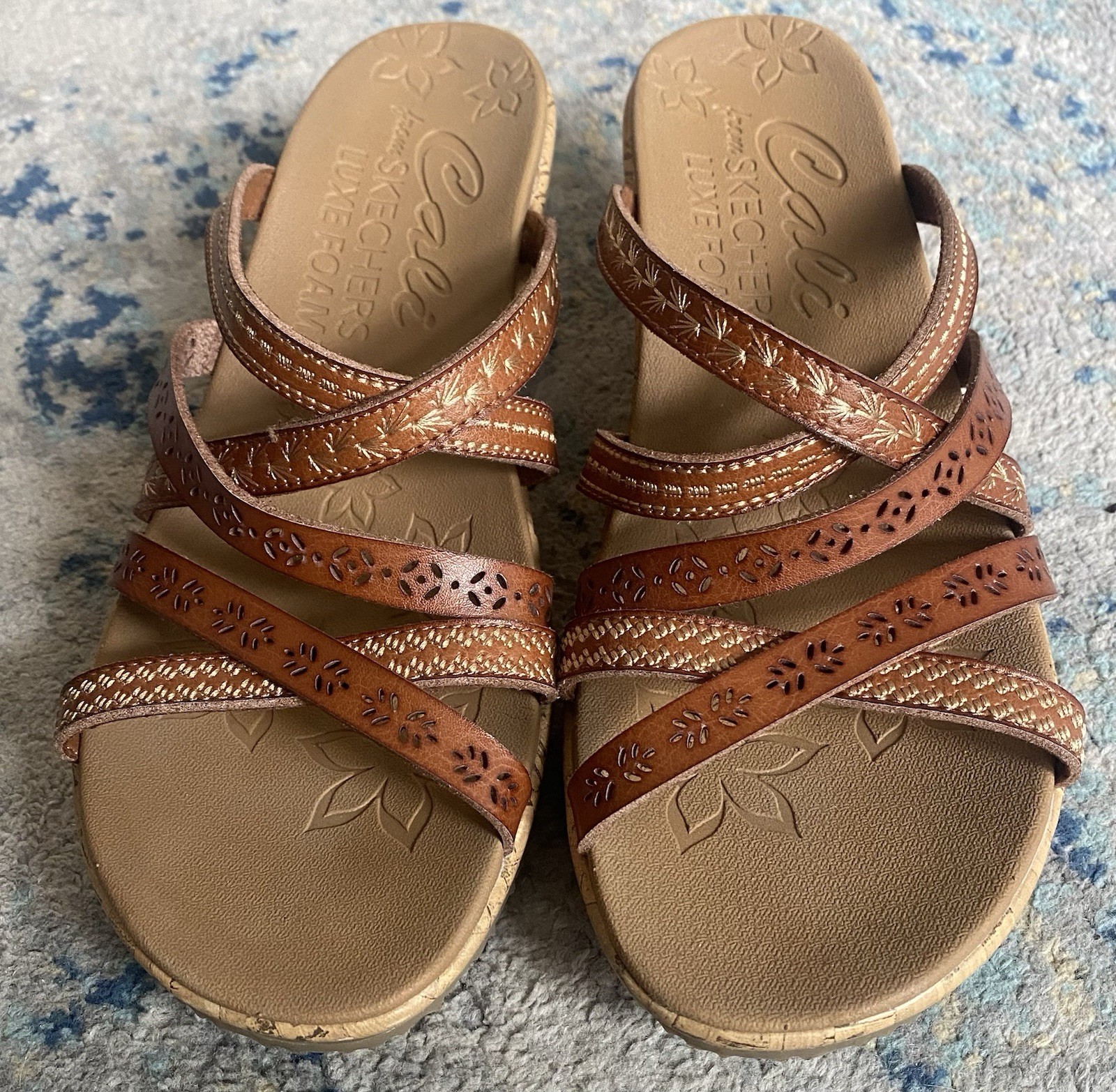 Cali From Skechers Sandals Women’s Size 10 Luxe Foam Beverlee Tiger Posse