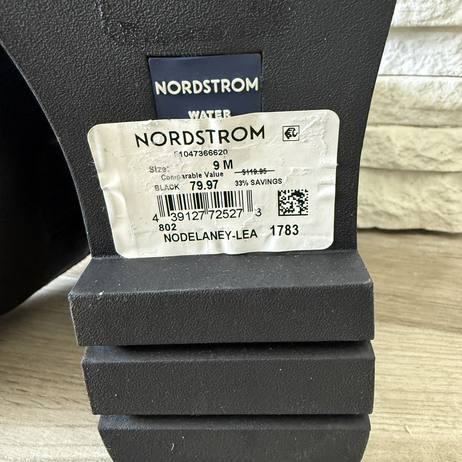 Nordstrom Darian Water Resistant Black Leather Chelsea Boot Size Women’s 9, NWT
