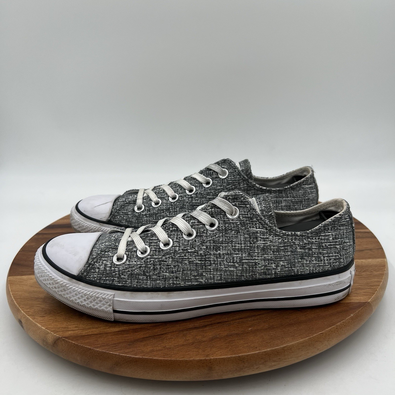 Size 9 Converse Womens CTAS Low Top Silver Sparkly Sneakers Shoes 560302F