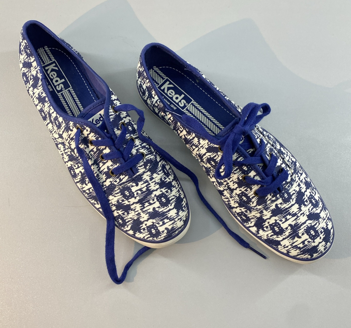 Keds Twilight Tennis Shoes Women’s 10 Blue White Champion Ikat Oxford Sneaker