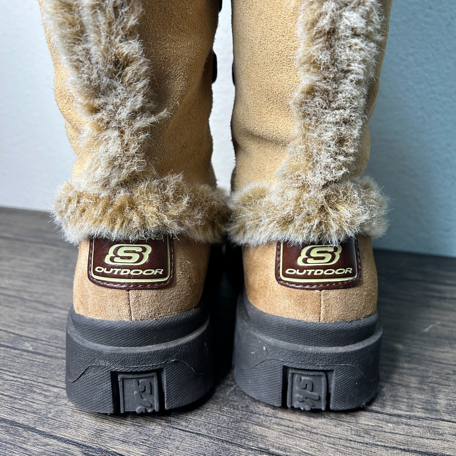 SKECHERS Frolic Leather Snow Boots 45708 Brown EUC Womens Size 8 Y2K 4545