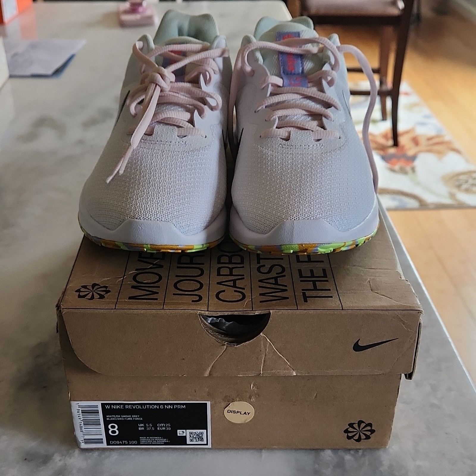 Nike Revolution 6